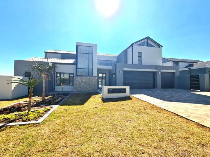 For Sale: 5-Bedroom House in Midstream Heights with Pool, Study, and Garden.