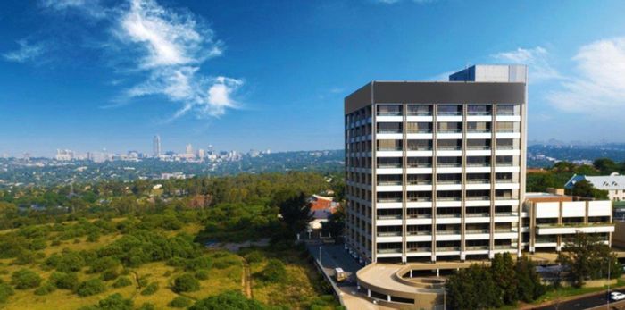 To Rent: 1,350m2 Commercial Space in Randburg Central with Panoramic Views and Amenities.