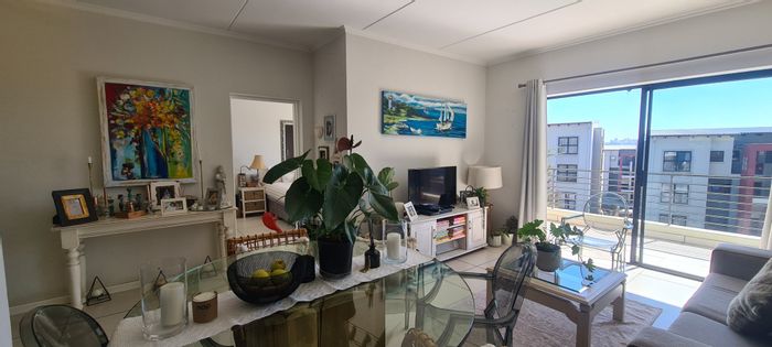 Dainfern Apartment To Rent: 2 Bed, Large Balcony, Lifestyle Centre Access.