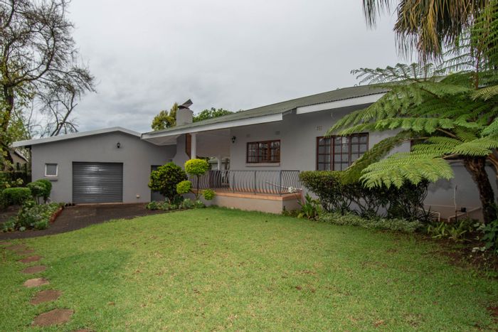 For Sale: House in White River Ext 9 with dual-living, garden cottage, and double garage.