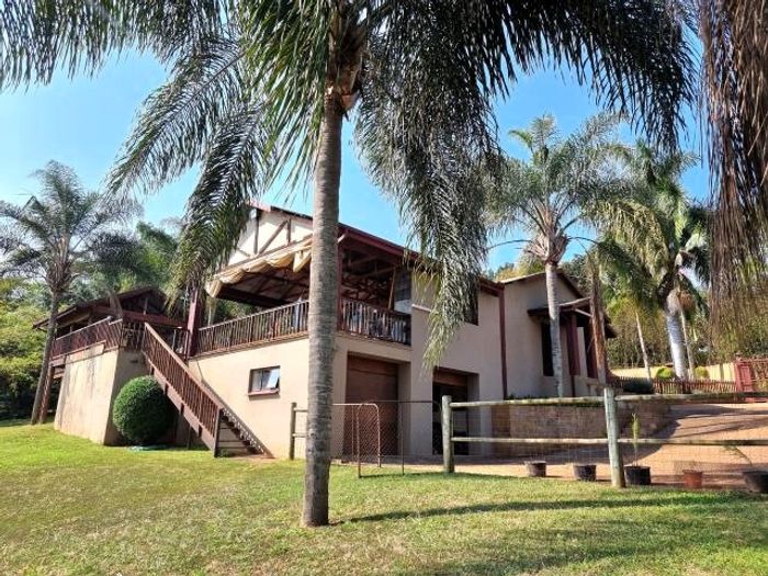 For Sale: Farm in White River AH with pool, flatlet, workshop, and ample space.