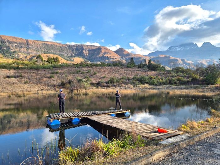 For Sale: Apartment in Winterton Rural with shared ownership, fireplace, and scenic views.