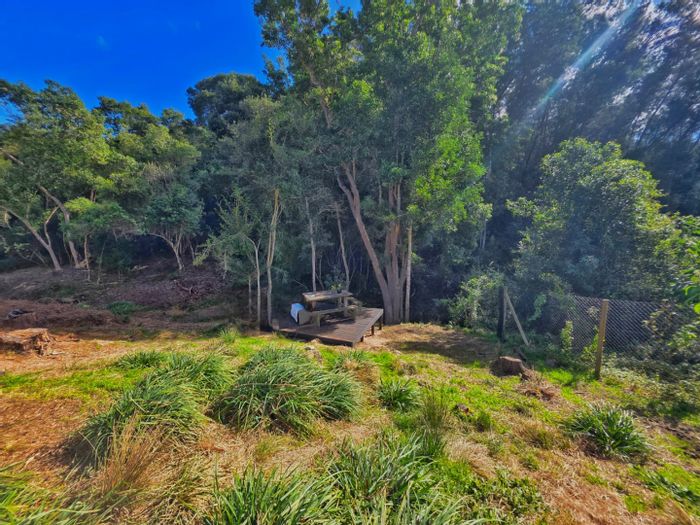 Vacant Land Residential in Hoekwil For Sale: 3669 m² near amenities and nature.