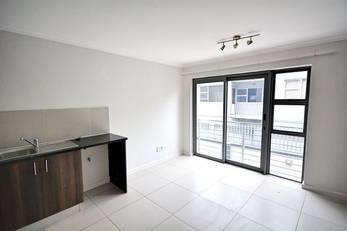 Property #2406534, Apartment Rental Monthly in Claremont Upper