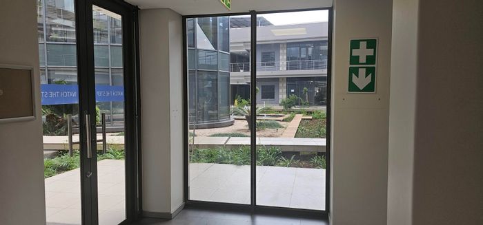 Highveld Business Park: 3325m² Commercial Office Space To Rent with ample parking.