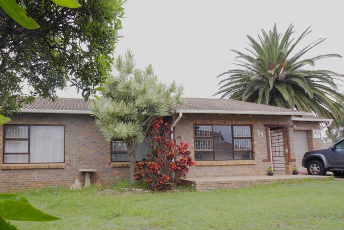 House for Sale in Noorsekloof: 3 beds, garden, garage, near beach.