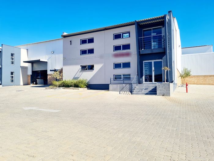 Industrial property for sale in Knoppieslaagte with flexible Rent-to-Buy option.