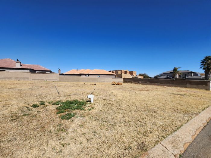 Vacant Land Residential in Wilkoppies For Sale - 517 m² near amenities.
