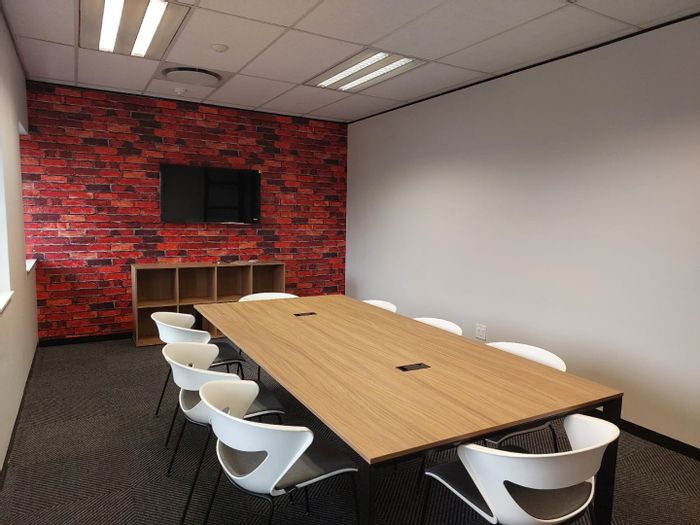To Rent: Furnished commercial office in Rivonia with boardroom, kitchenette, and parking.