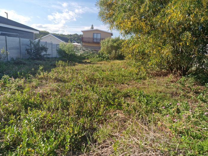 Vacant Land Residential in Kleinkrantz, For Sale: Beach access, greenbelt, investment potential.