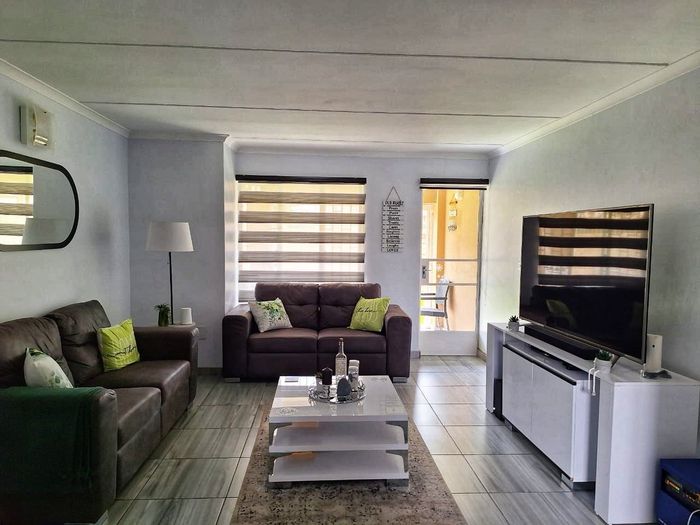 For Sale: 2-Bedroom Apartment in Beyers Park with Private Balcony and Secure Complex.