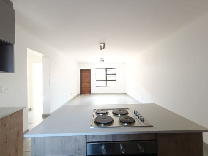 2-Bedroom Apartment To Rent in Olivewood with fitness centre and secure entry.