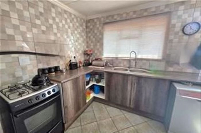 For Sale: House in Van Dyk Park with 3 bedrooms, scullery, and spacious living areas.