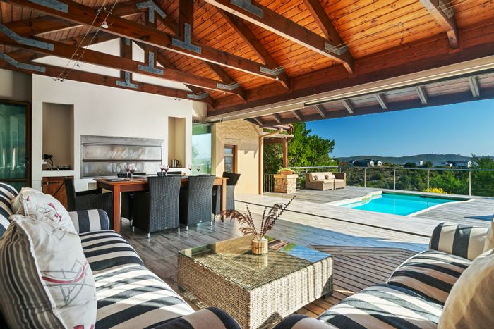 Pezula Golf Estate House For Sale: Lagoon views, pool, guest flat, spacious living.