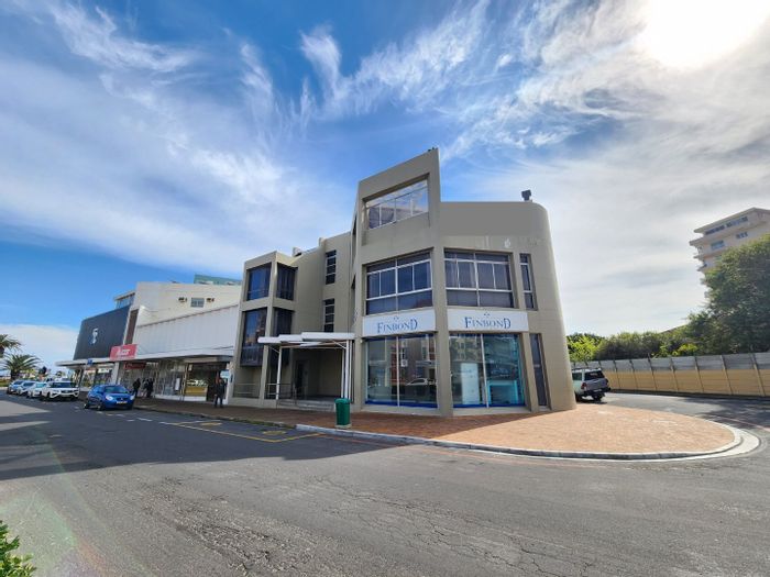 Commercial office to rent in Strand Central with flexible layouts and signage options.