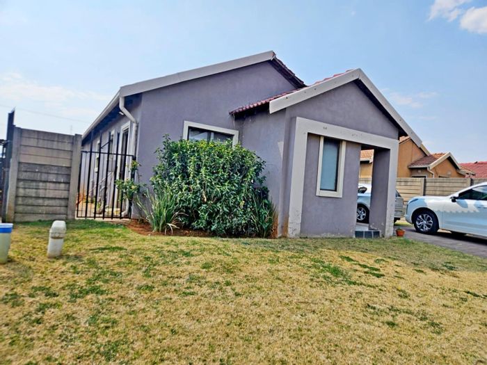 For Sale: Terenure House with open-plan living, three bedrooms, and secure parking.