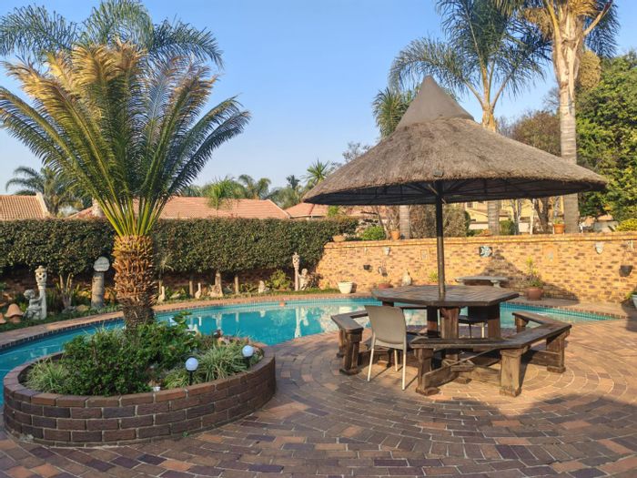 For Sale: Spacious 4-Bed House in Atlasville with Pool, Flatlet, and Garage.