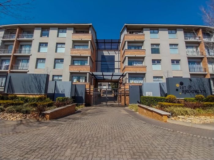 For Sale: Apartment in Nieuw Muckleneuk with pool, gym, and 24/7 security.