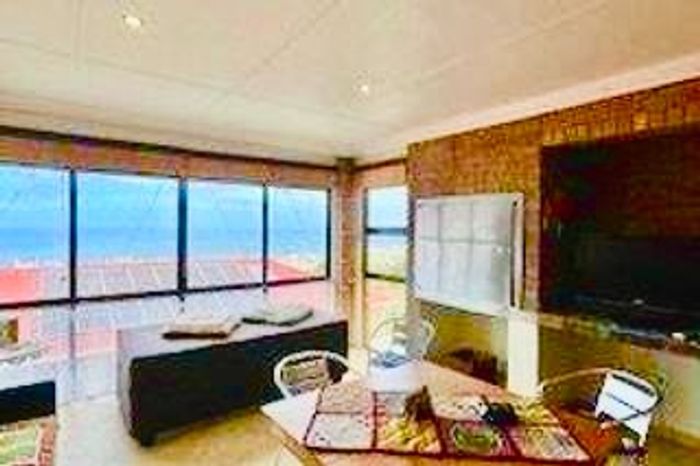 For Sale: House in Tergniet with ocean views, flatlet, and solar panels.