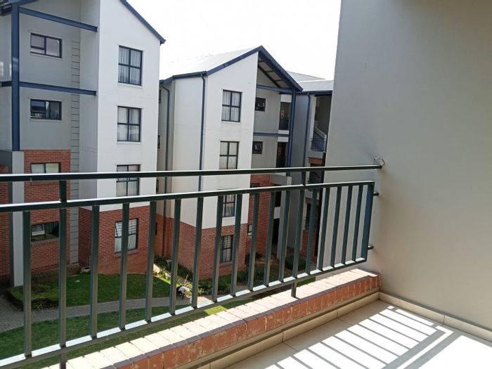 For Sale: Noordhang Apartment with pool, gym, pet-friendly options, and 24-hour security.