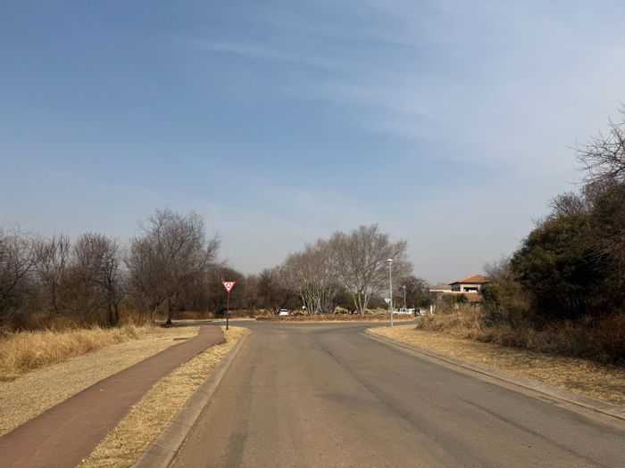 Vacant Land Residential For Sale in Xanadu Eco Park, 1037m², secure living.