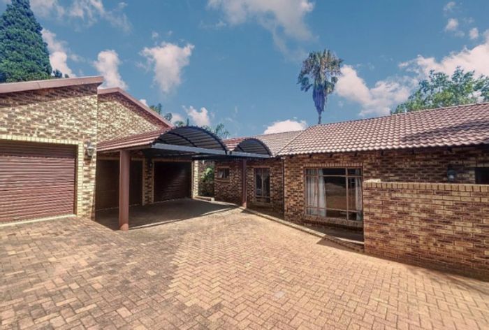 Newlands House For Sale: Two homes, secure living, ideal for families or investors.