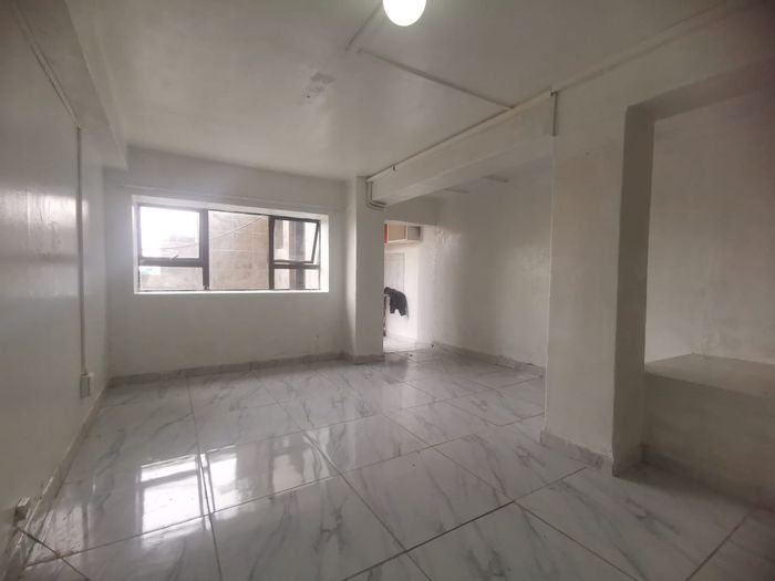 Kensington Apartment To Rent: Secure living near schools, transport, and amenities.