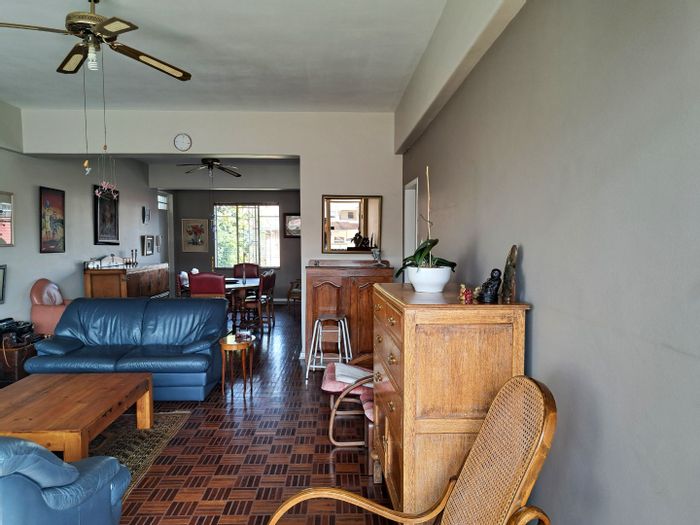 Spacious Birdhaven apartment for sale, 3 bedrooms, parking, and security access.