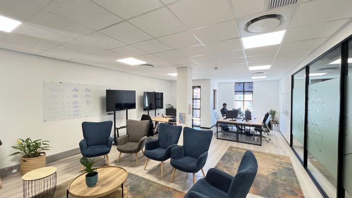 Commercial office in Century City to rent, includes parking and generator access.