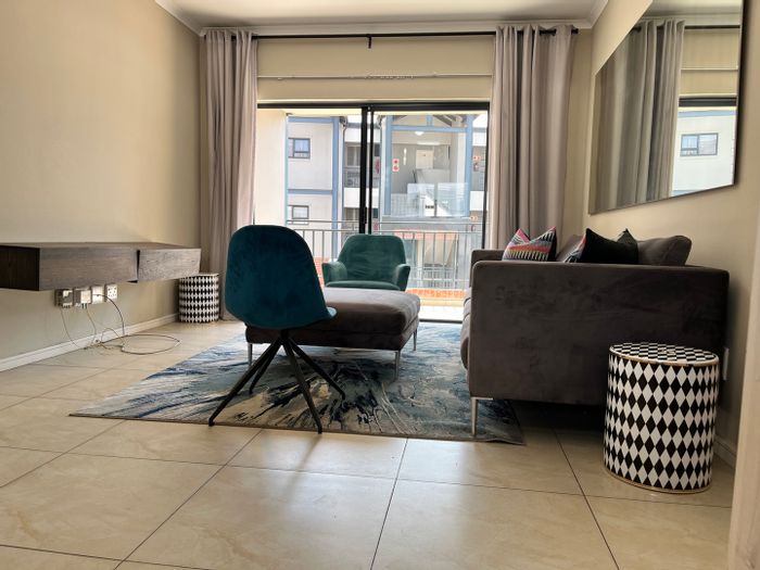 For Sale: Fourways Apartment with 2 beds, gym, pool, and 24-hour security.
