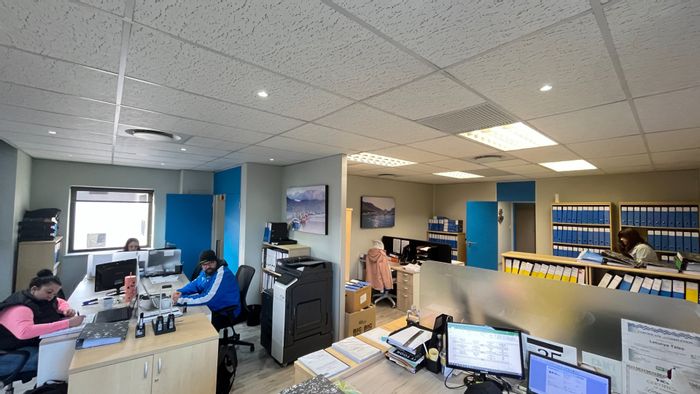 Century City Commercial Space To Rent: Corner unit, parking, easy transport access.