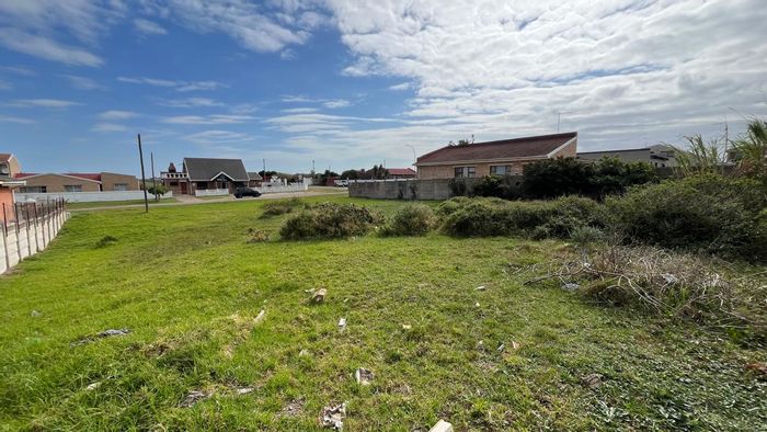 Vacant Land for Sale in C Place, Jeffreys Bay - 713 m², R371,000.