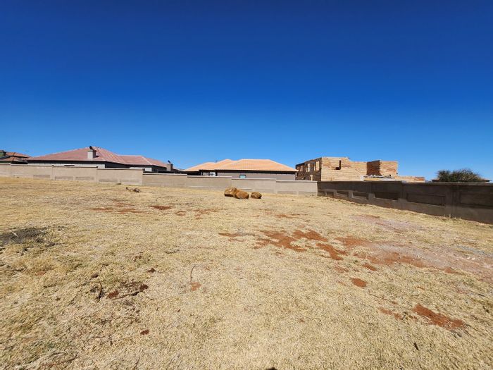 Vacant Land Residential in Wilkoppies For Sale - 517 m², build your dream home.