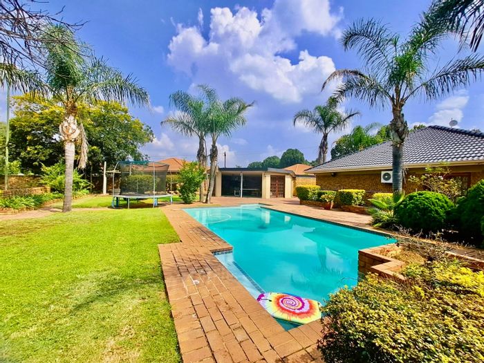 For Sale: House in Bronkhorstspruit Central with pool, tennis court, and rental income.