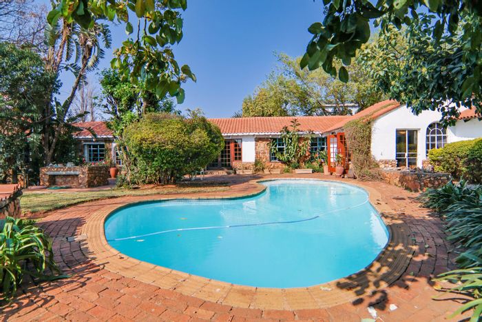 For Sale: House in Thatchfield Close with multiple dwellings, pool, and expansive gardens.