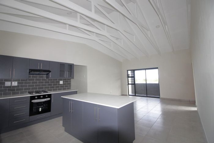 For Sale: House in Fountains Estate with 3 beds, garden, and double garage.