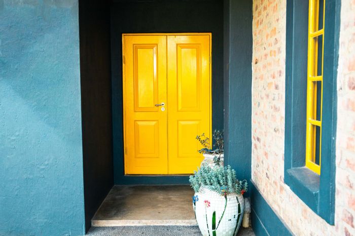 For Sale: House in Tijger Vallei with pool, solar system, and spacious gardens.