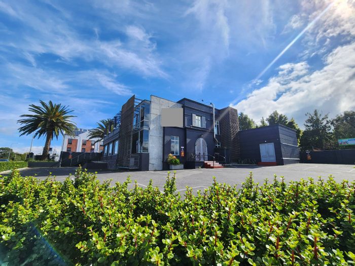 Commercial property to rent in Somerset West Central with prime visibility and parking.