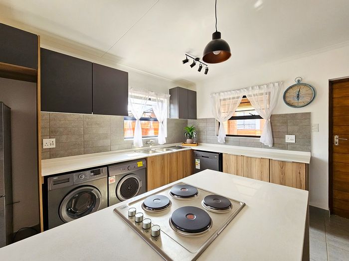 3-Bedroom Apartment To Rent in Brookehaven with security, amenities, and convenient access.