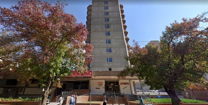 Hatfield Apartment For Sale: 1 bedroom, secure complex, near university and amenities.