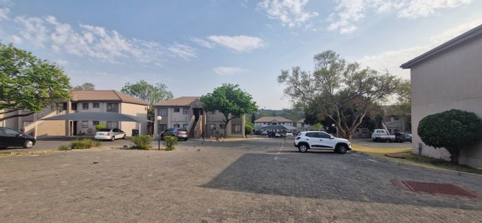 Vorna Valley Townhouse For Sale: 2 Beds, Pool, Play Area, 24/7 Security.