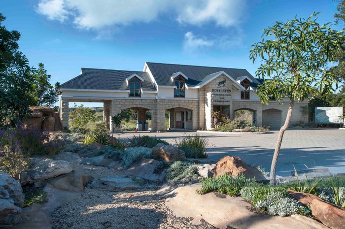 Vacant Land Residential for Sale in Royalston Estate: Amenities include gym, pool, and security.