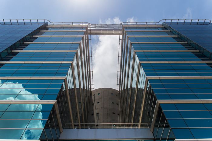 Commercial Office Suite To Rent in Morningside: Amenities include restaurant, security, parking.