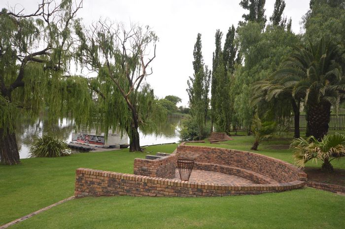 Vacant Land for Sale at Riverspray Lifestyle Estate with river access and amenities.