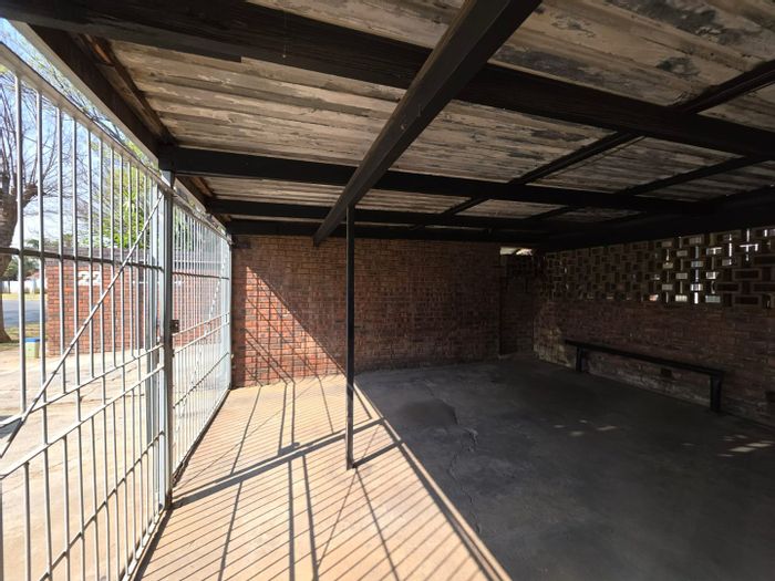 1-Bedroom Apartment in Casseldale with secure parking and private patio, For Sale.
