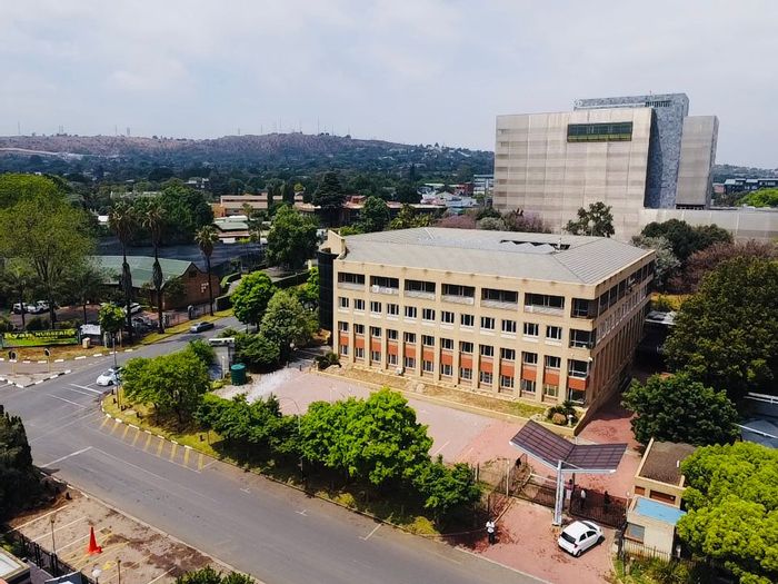 Commercial property for sale in Bedfordview Central with redevelopment potential and prime location.