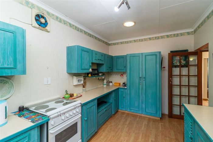 Crystal Park Townhouse For Sale: 3 bedrooms, pool, study, double garage, secure living.