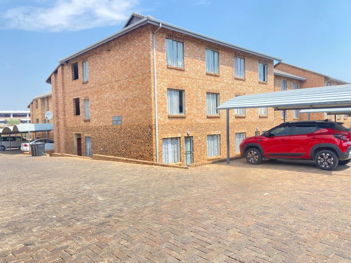 For Sale: Ground floor 1-bedroom apartment in Grand Central, ideal for investors.