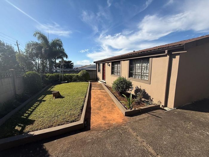 For Sale: House in Northdale with 3 bedrooms, spacious yard, and double carports.