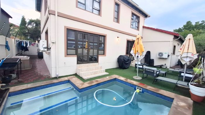 For Sale: House in Noordwyk with solar power, pool, and secure estate living.